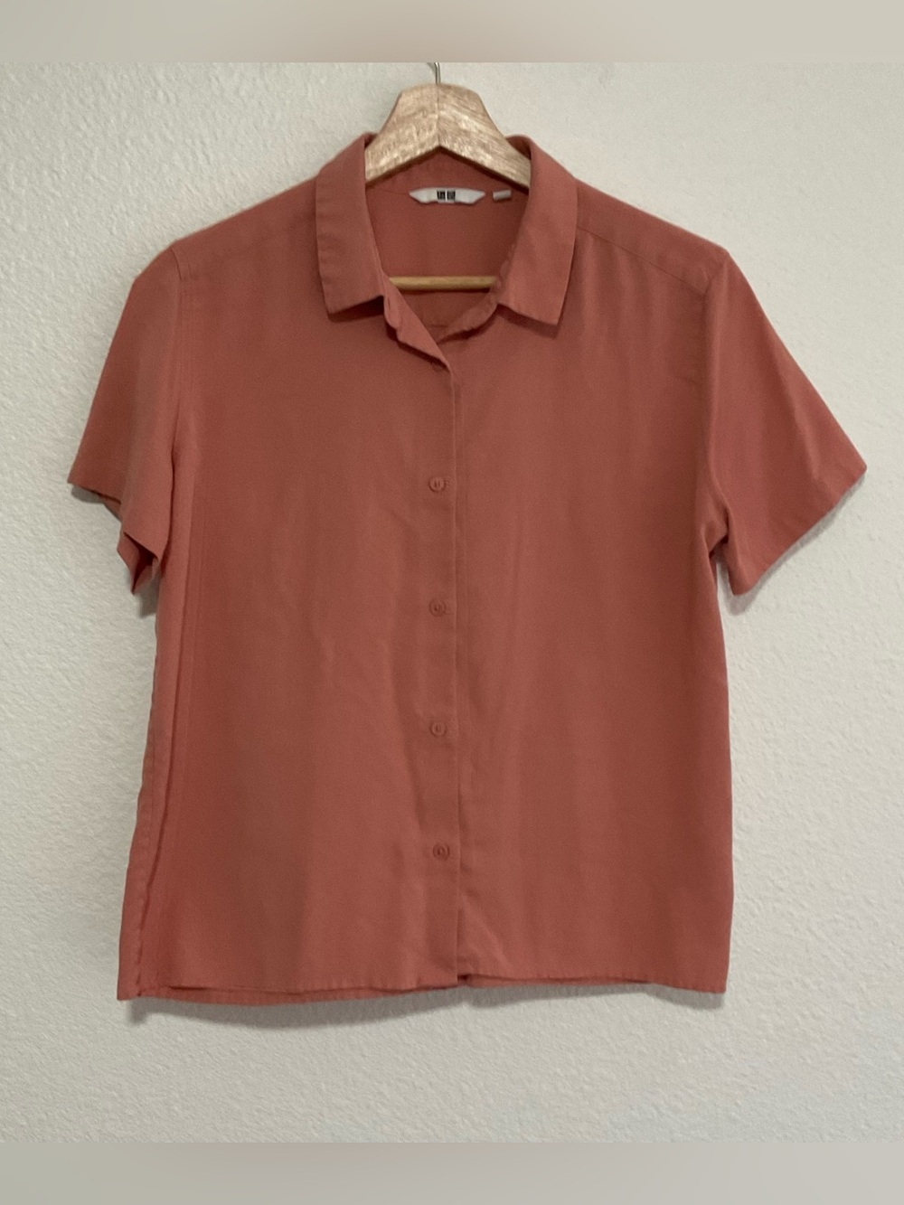 Uniqlo Short-Sleeve Button-Front Shirt - Rust